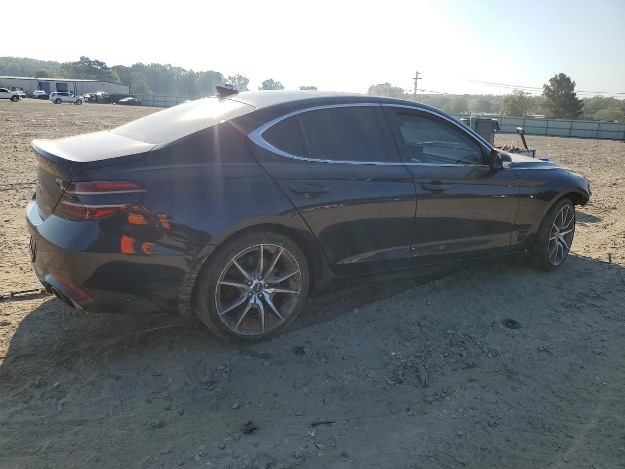 2023 Genesis G70 Base - Фото 3