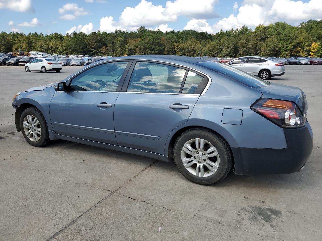 2012 Nissan Altima Base - Фото 2