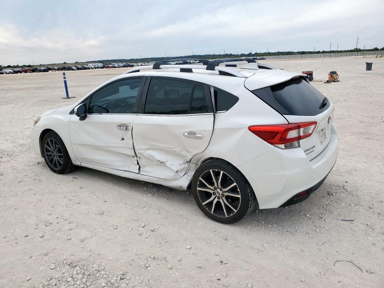 2017 Subaru Impreza Limited - Фото 2