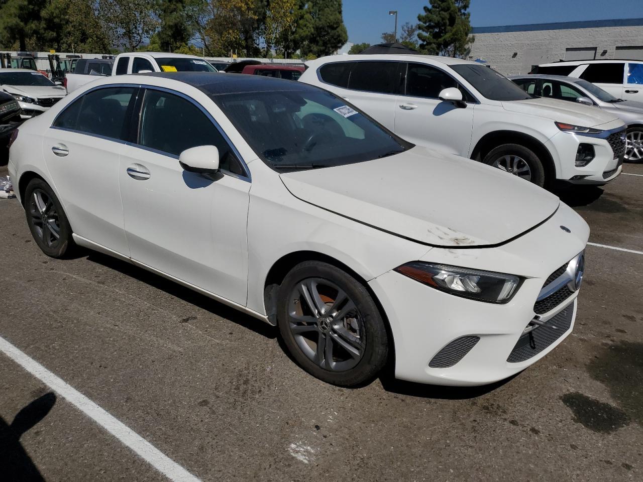 2020 Mercedes-Benz A 220 - Фото 4