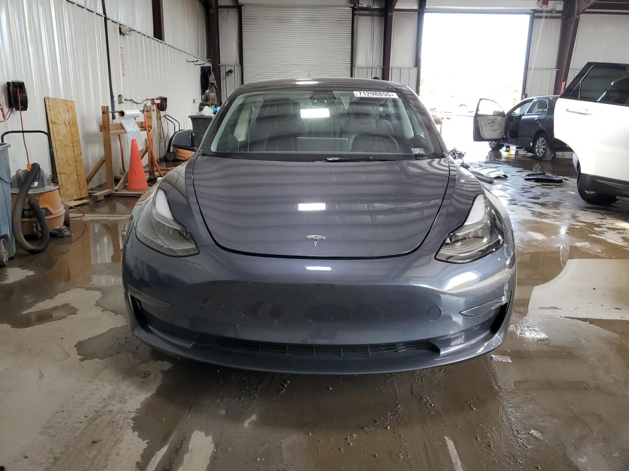 2023 Tesla Model 3 - Image 5