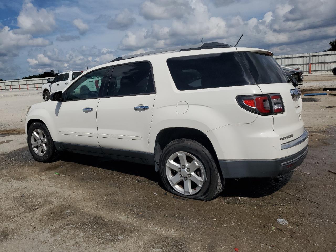 2013 GMC Acadia Sle - Фото 2