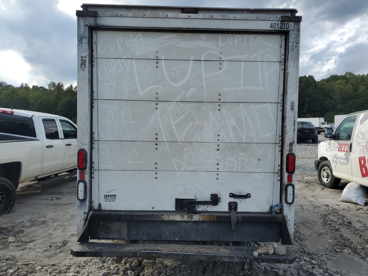 2014 Ford Econoline E350 Super Duty Cutaway Van - Фото 6