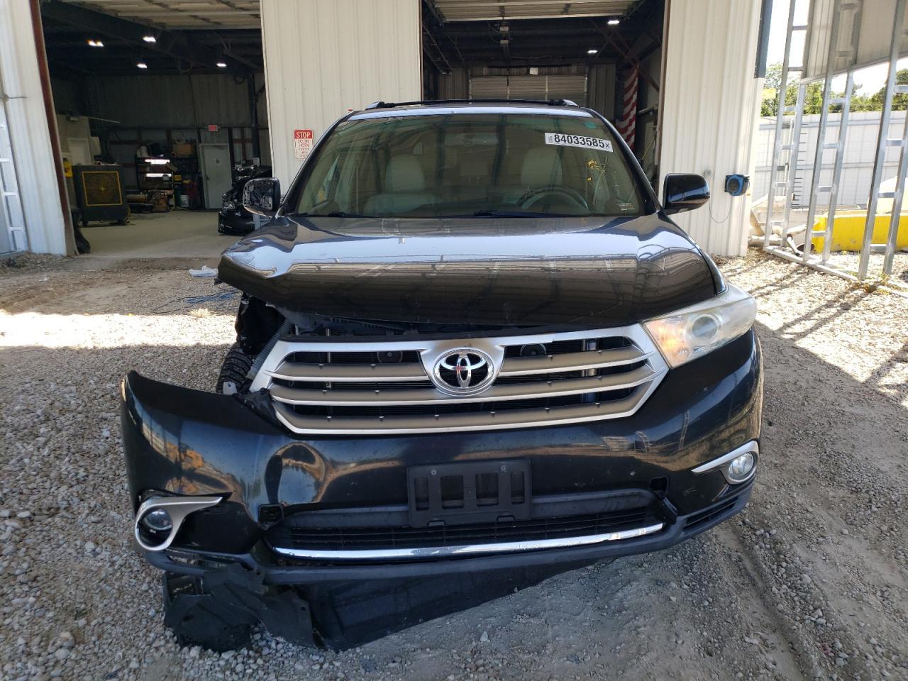 2013 Toyota Highlander Limited - Image 5
