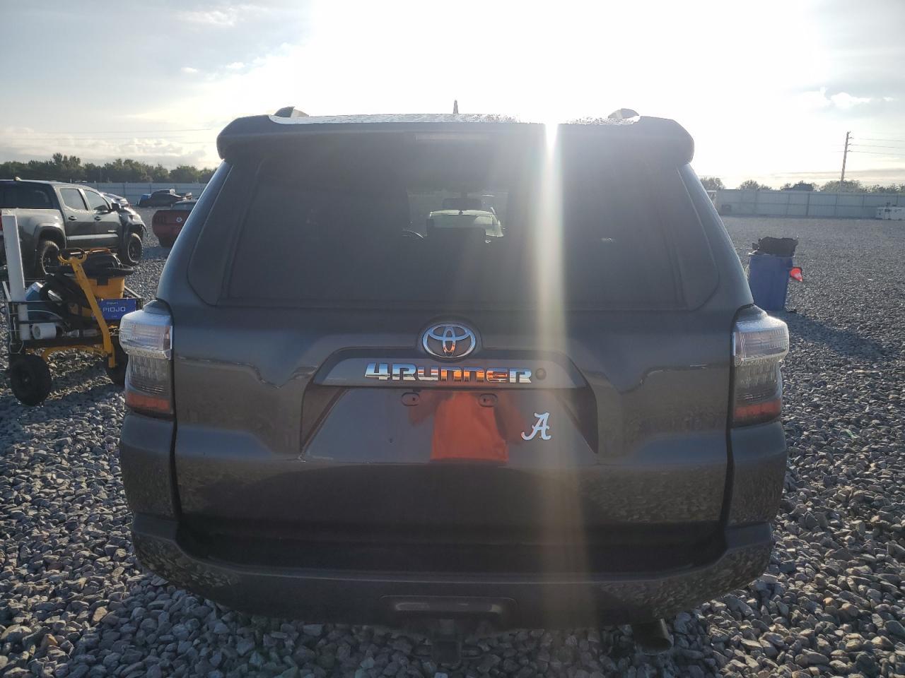 2019 Toyota 4Runner Sr5 - Фото 6
