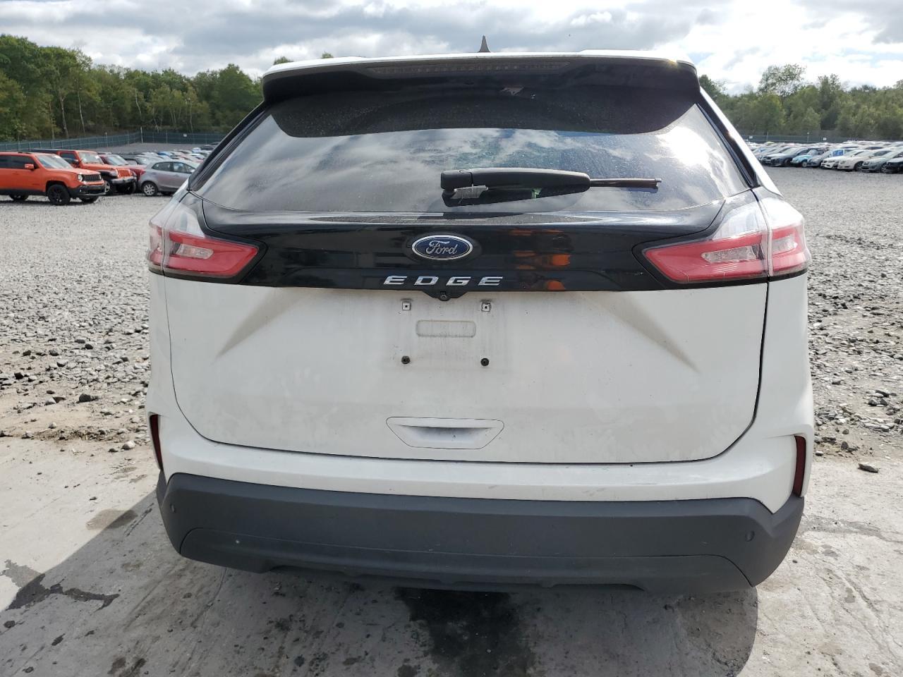 2021 Ford Edge Se - Image 6