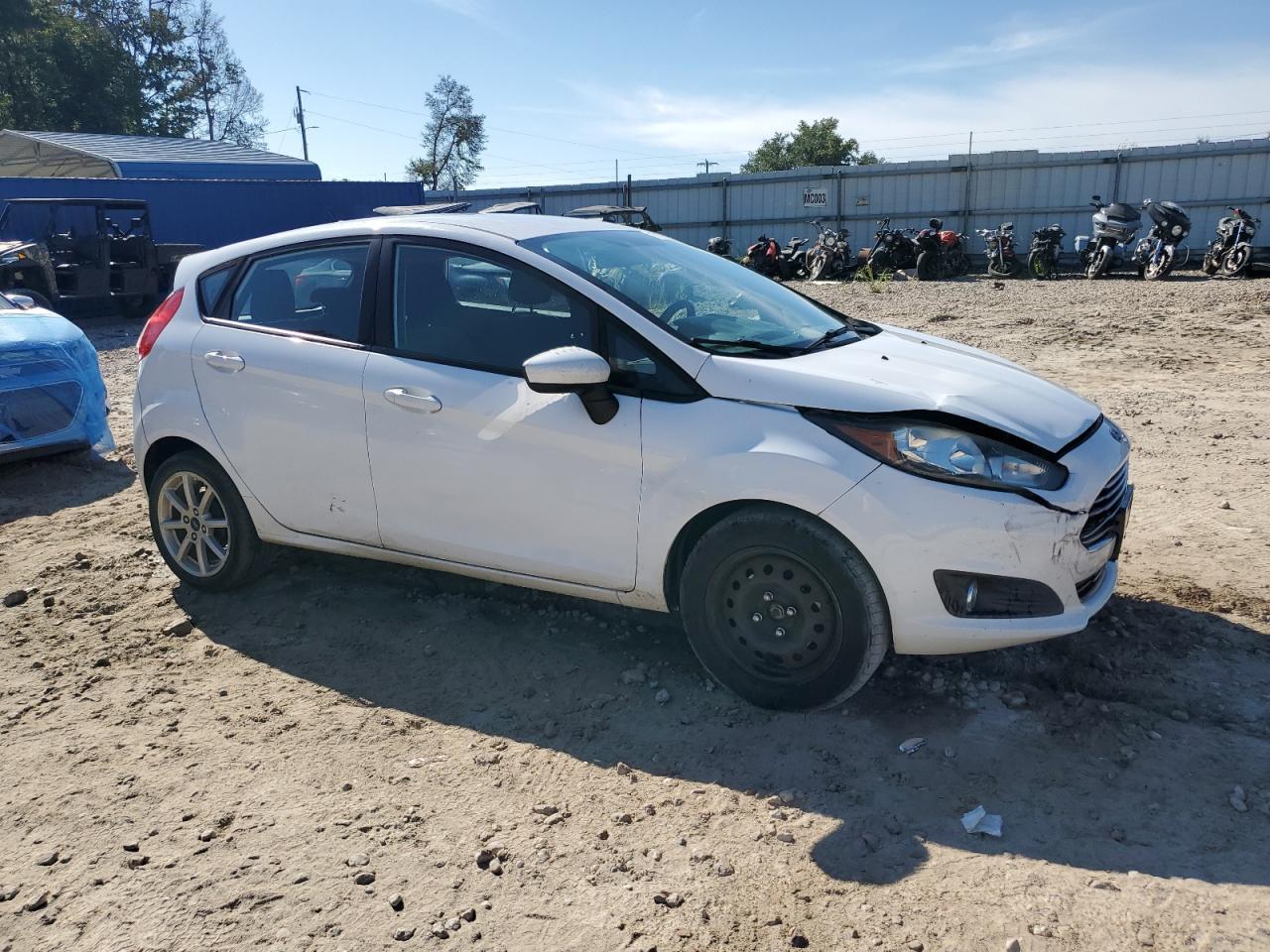2019 Ford Fiesta Se - Фото 4
