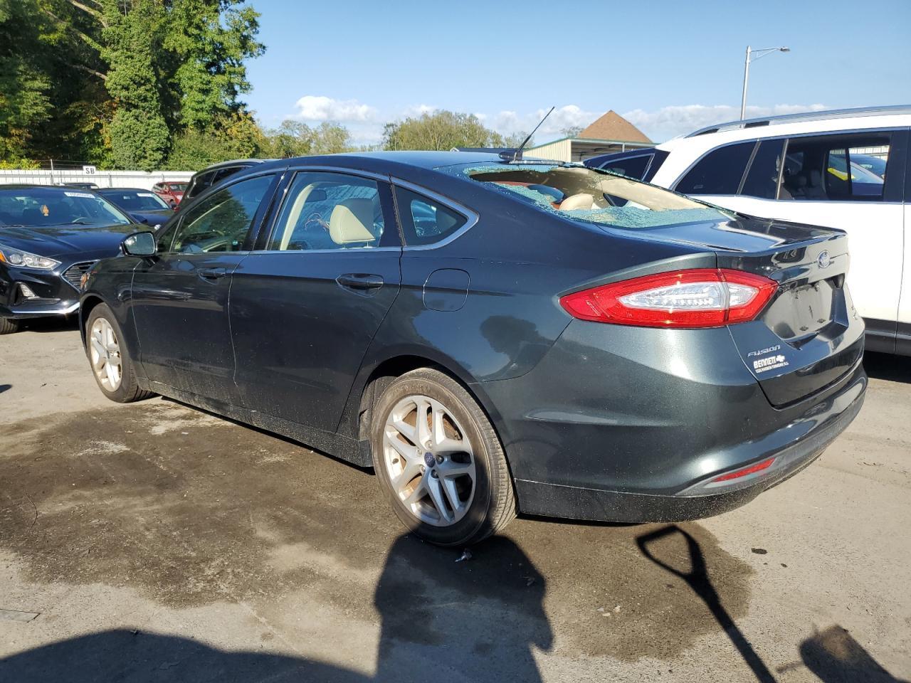 2015 Ford Fusion Se - Image 2