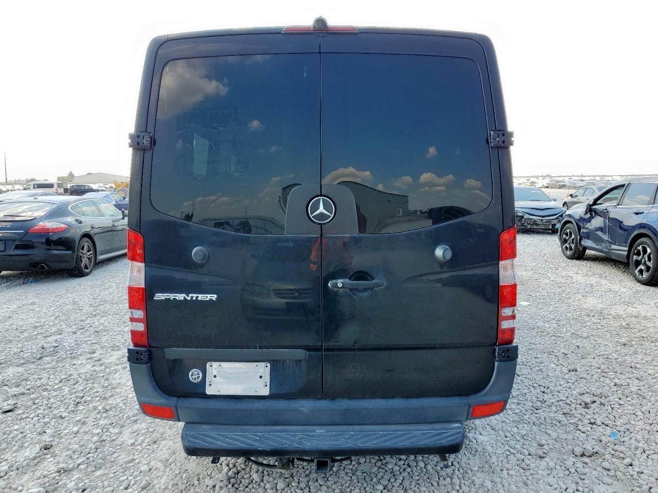2014 Mercedes-Benz Sprinter 2500 - Фото 6