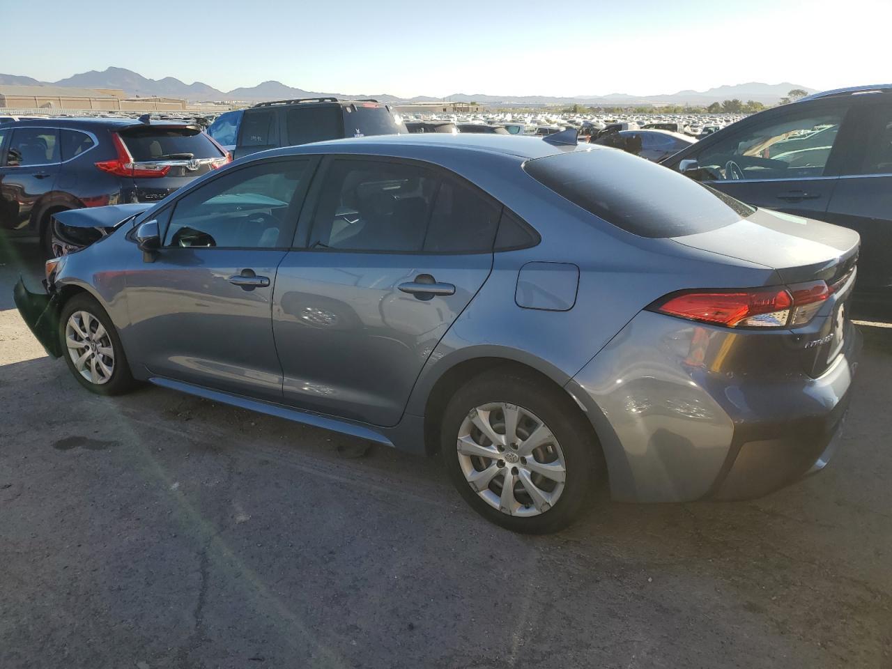2020 Toyota Corolla Le - Фото 2