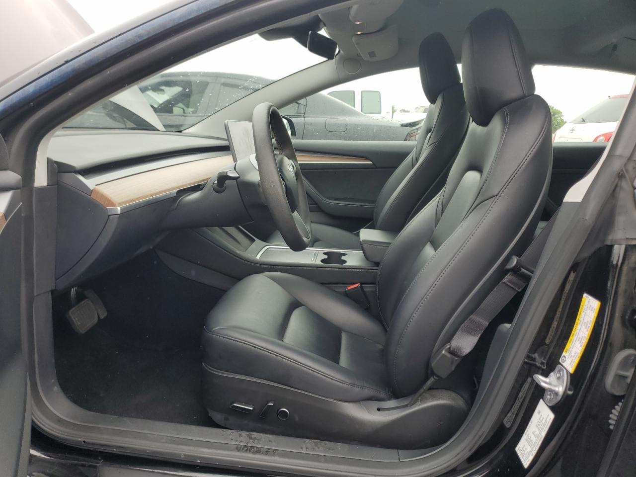 2023 Tesla Model 3 - Фото 7