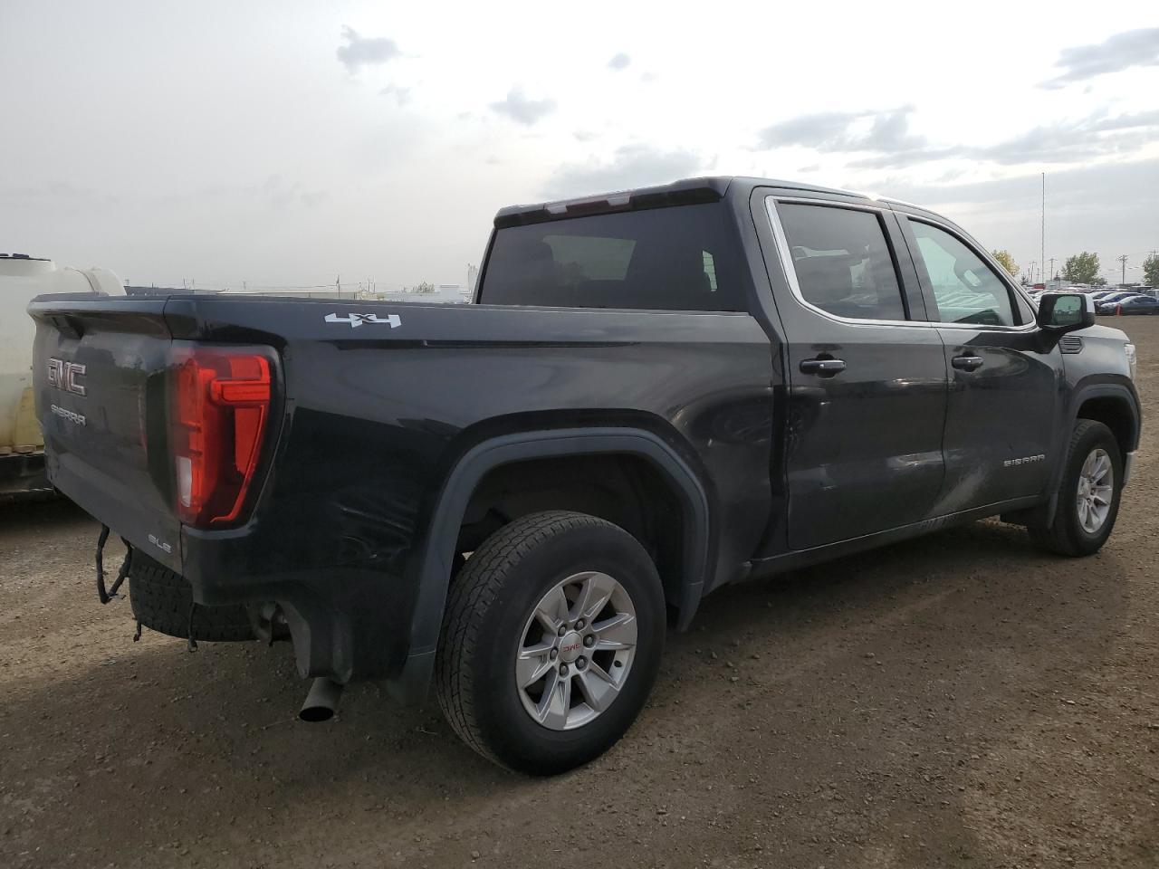 2020 GMC Sierra K1500 Sle - Image 3