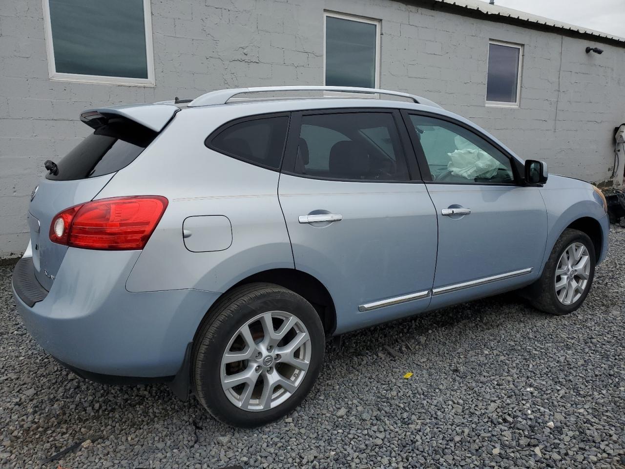2013 Nissan Rogue S - Фото 3