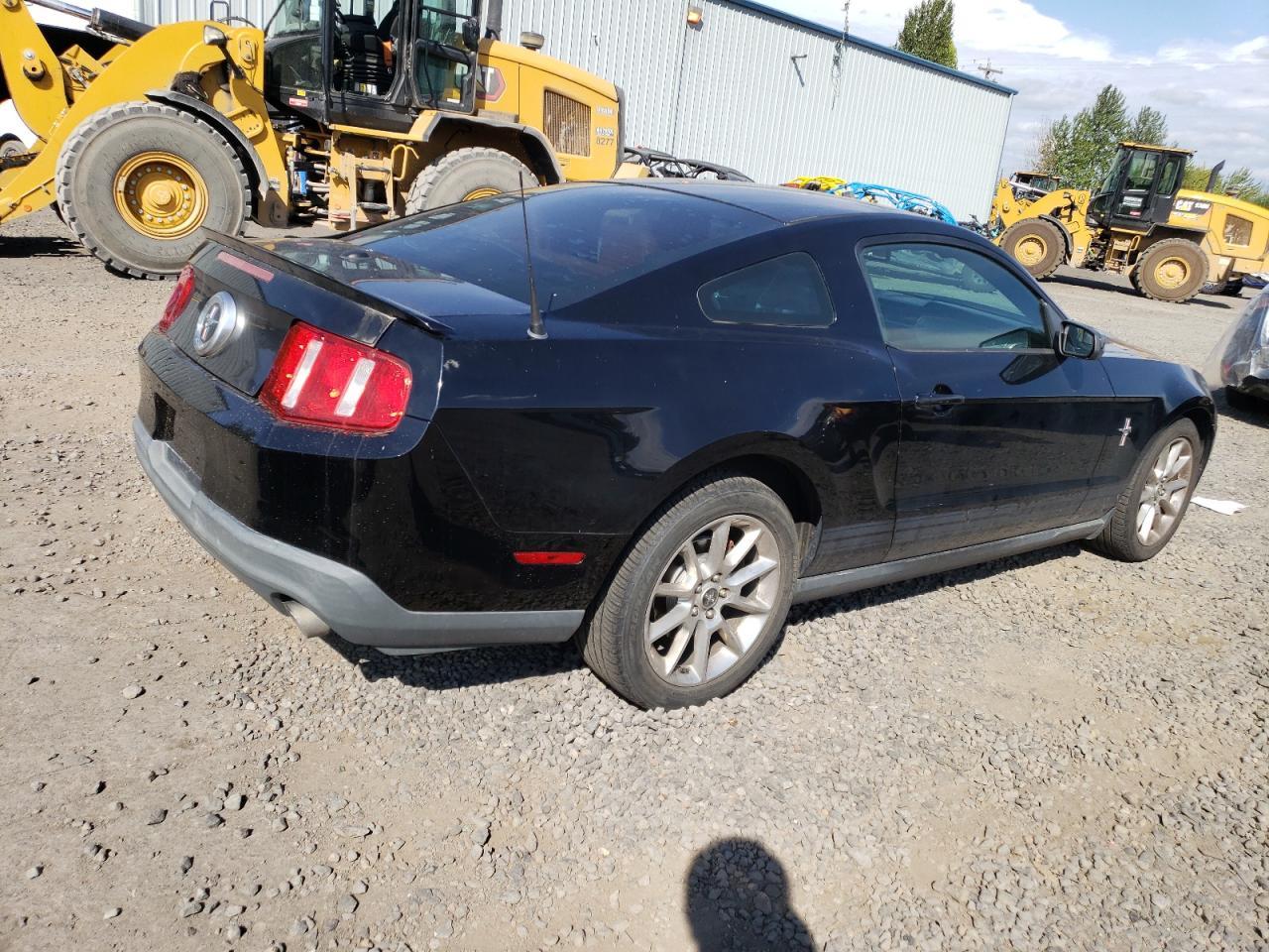 2011 Ford Mustang - Image 3