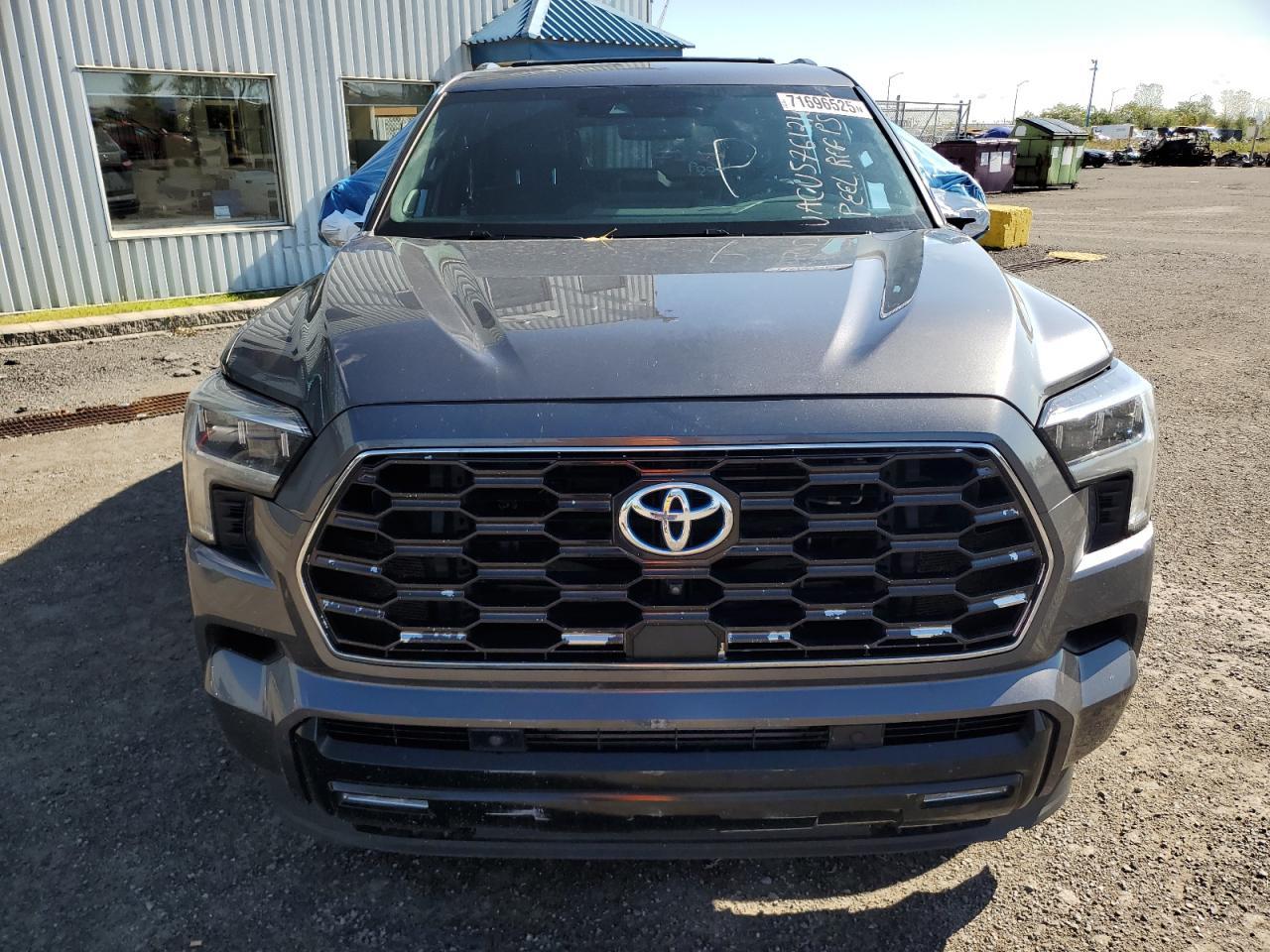 2023 Toyota Sequoia Sr5 - Фото 5
