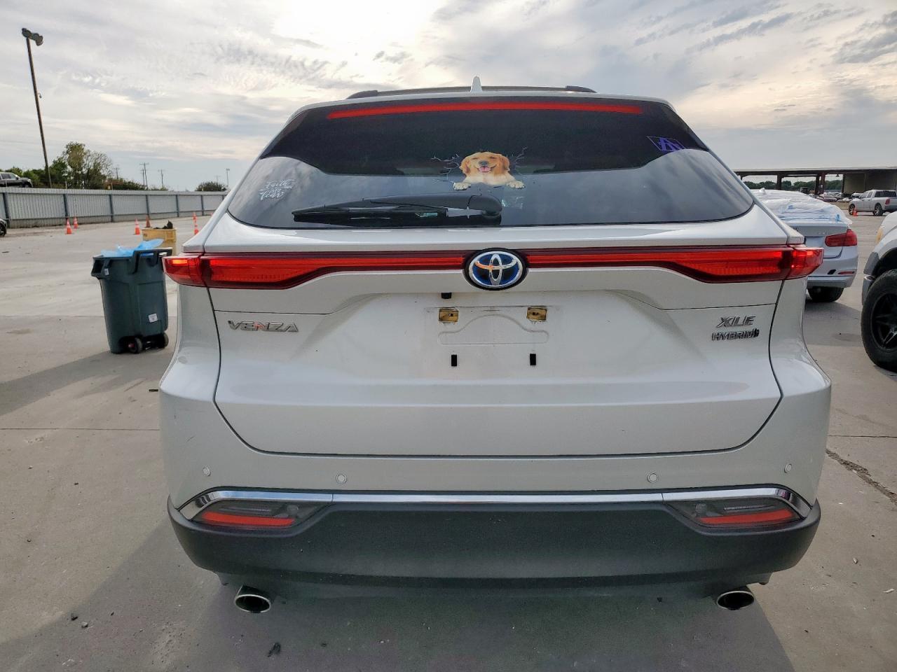 2021 Toyota Venza Le - Фото 6