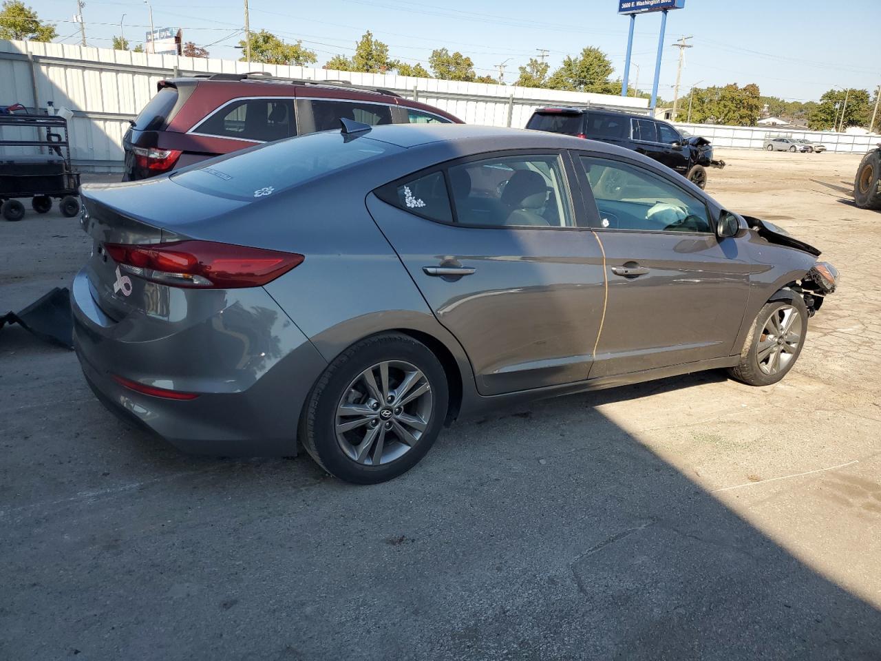 2018 Hyundai Elantra Sel - Image 3