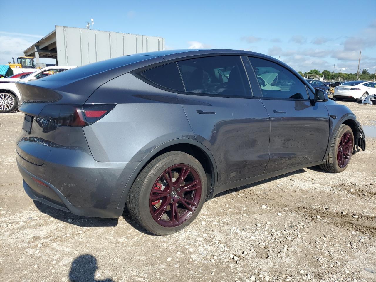 2022 Tesla Model Y - Image 3