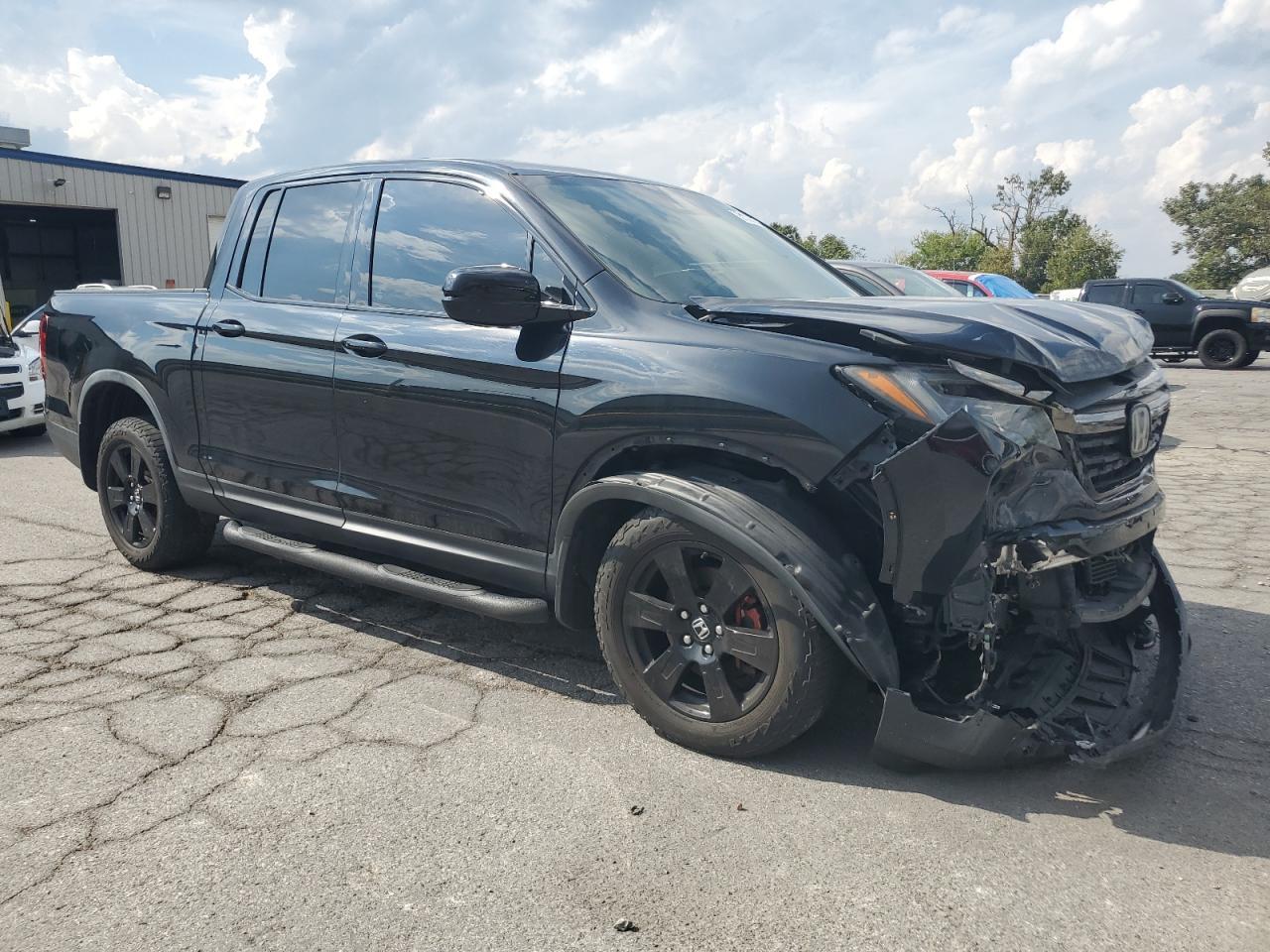 2017 Honda Ridgeline Black Edition - Image 4