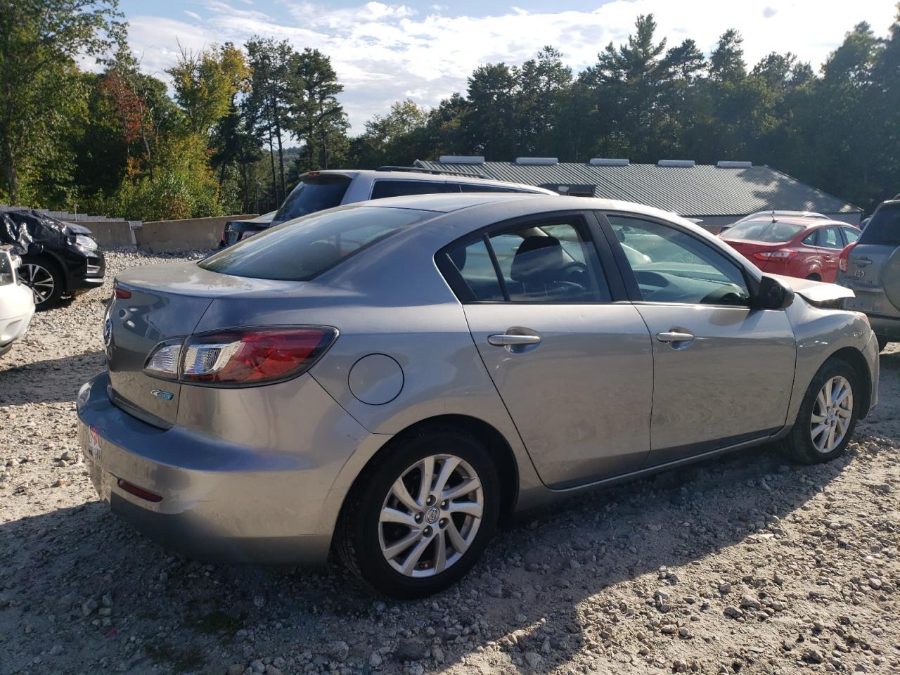 2012 Mazda 3 I - Image 3