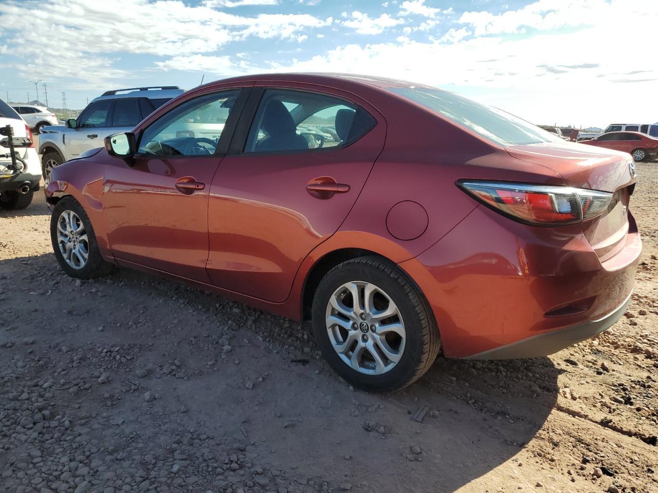 2018 Toyota Yaris Ia - Фото 2