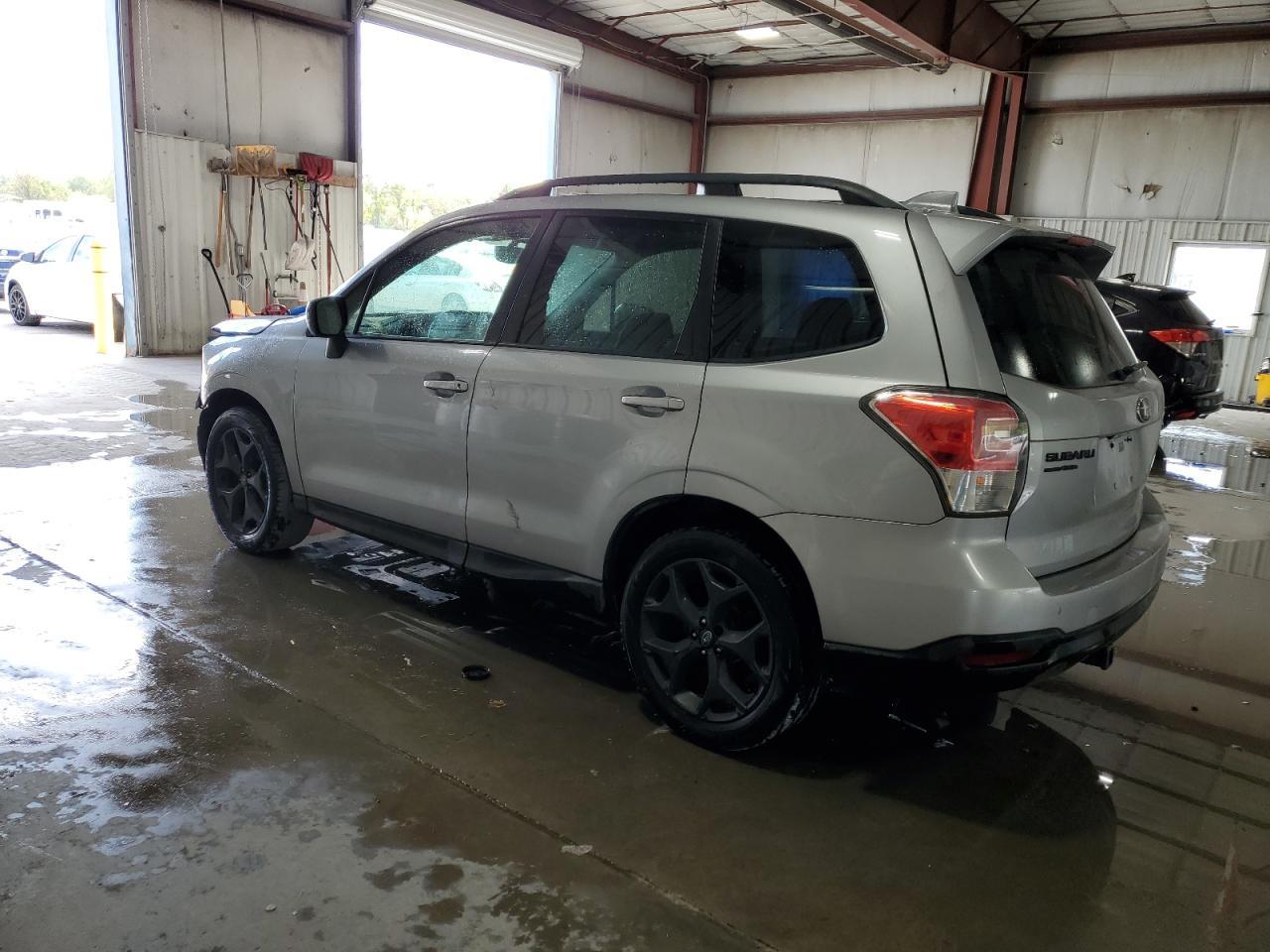 2018 Subaru Forester 2.5I Premium - Фото 2
