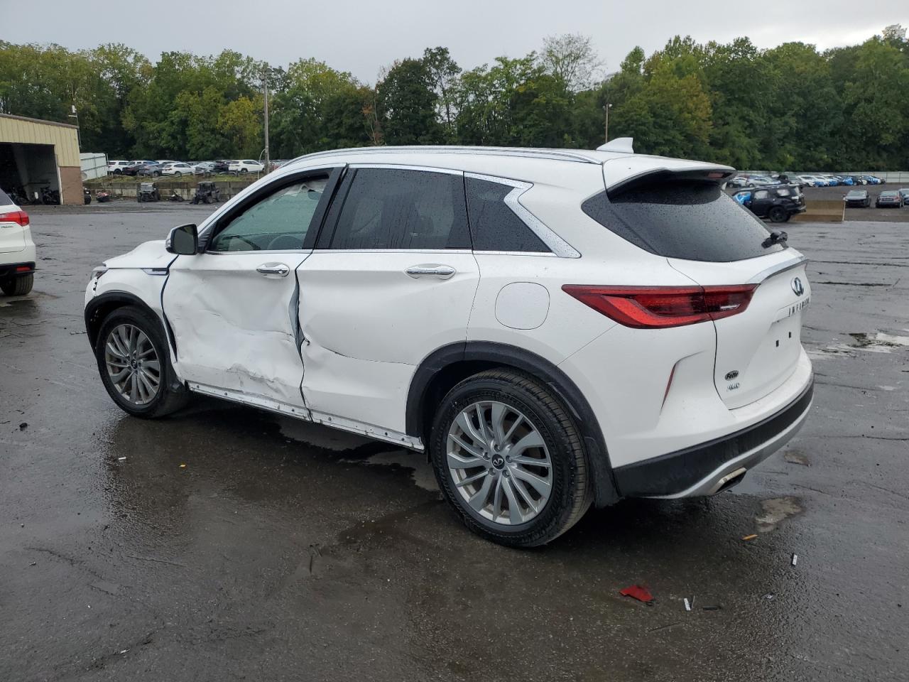 2025 Infiniti Qx50 Luxe - Image 2