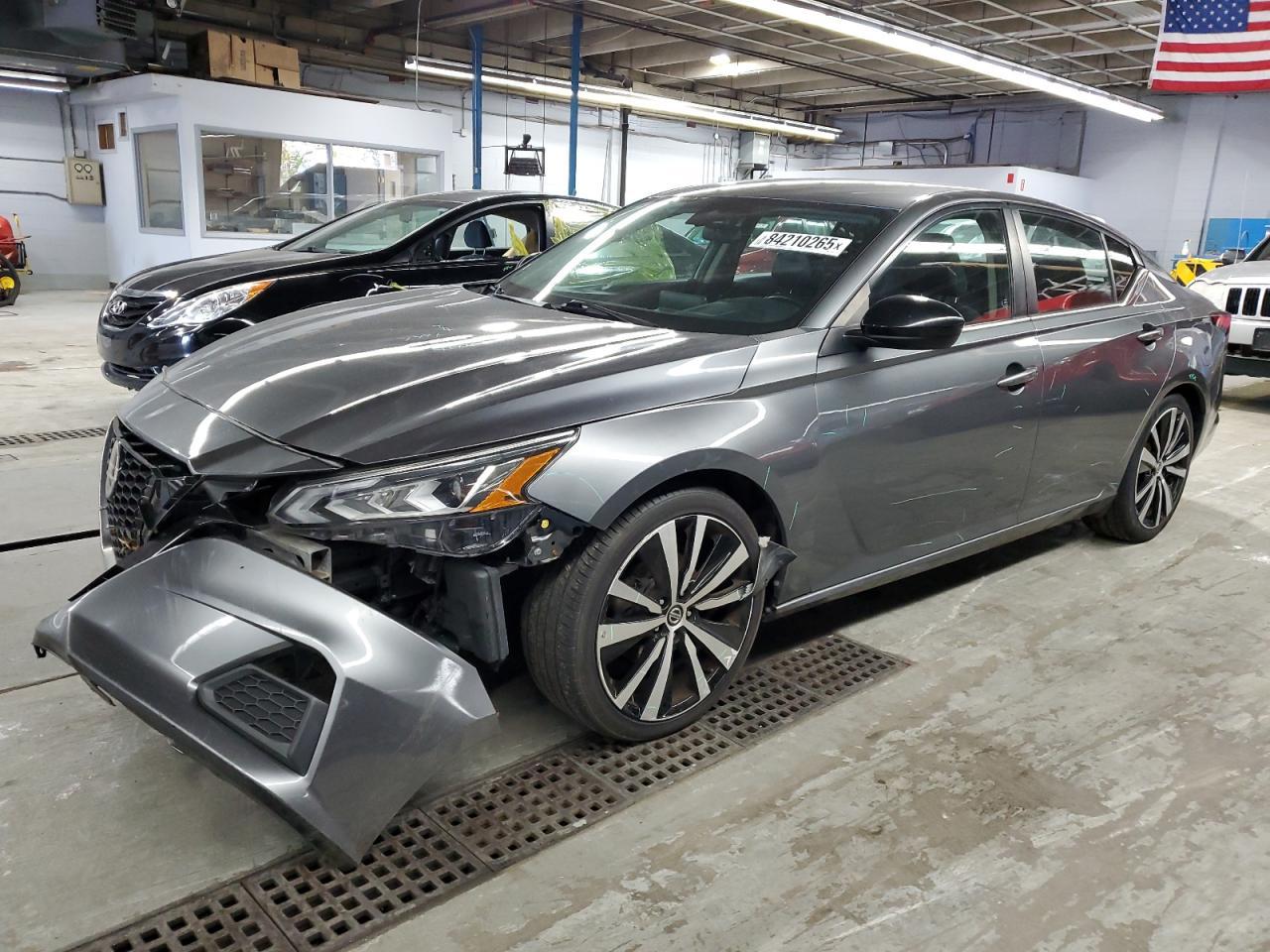 2020 Nissan Altima Sr