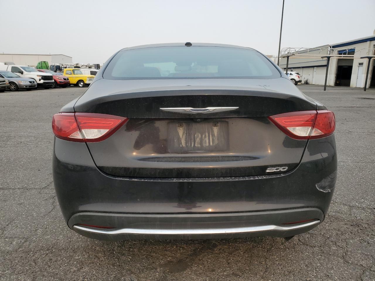 2015 Chrysler 200 Limited - Фото 6