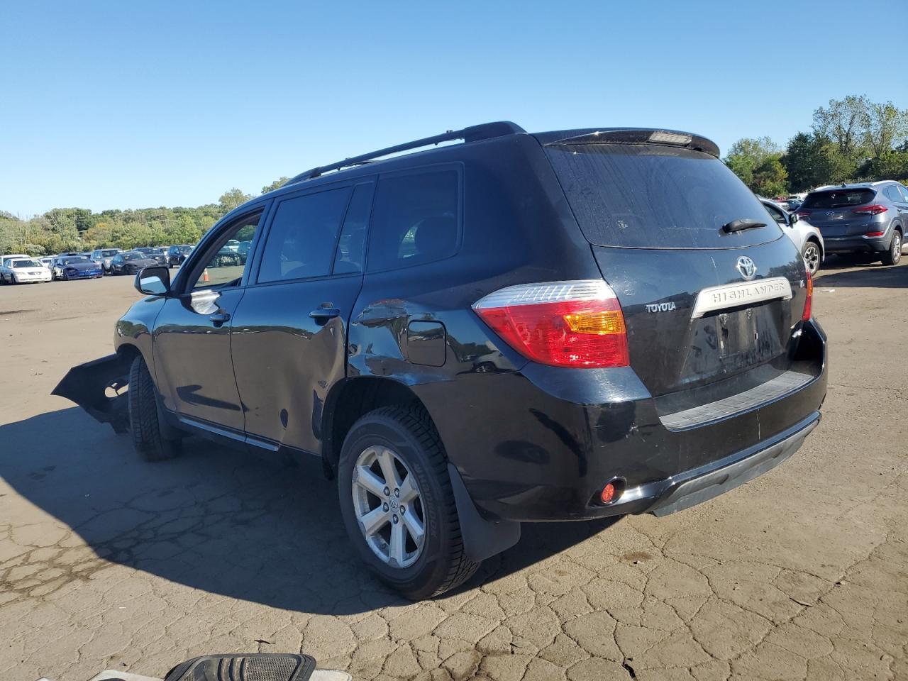 2009 Toyota Highlander - Image 2