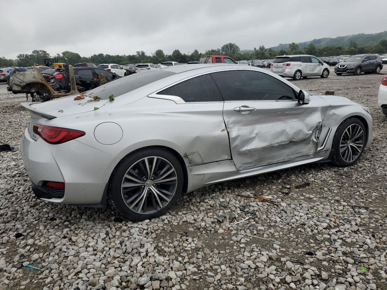 2018 Infiniti Q60 Luxe 300 - Фото 3