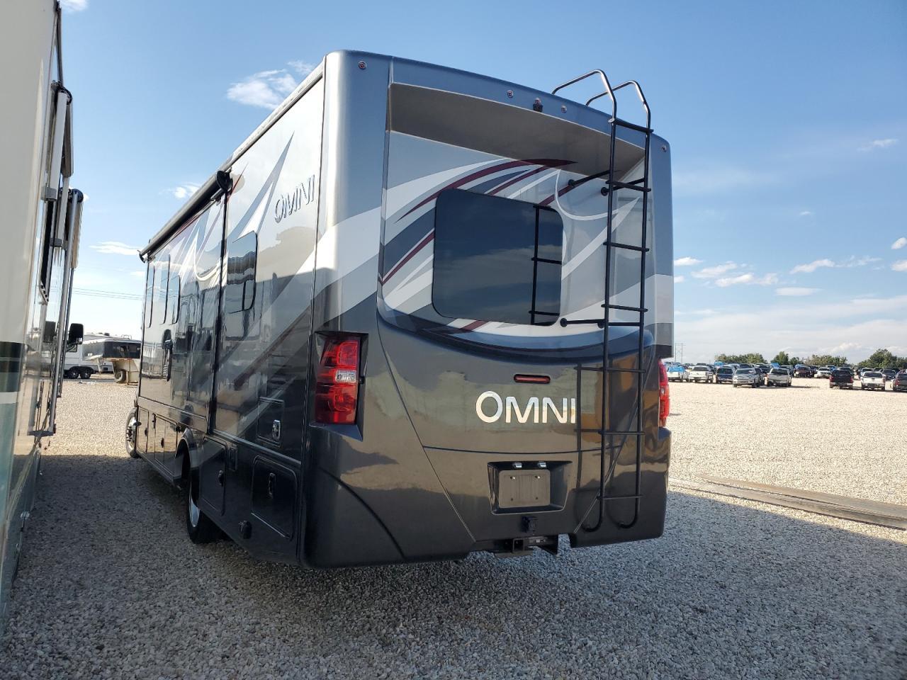 2021 Ford F550 Super Duty - Фото 3