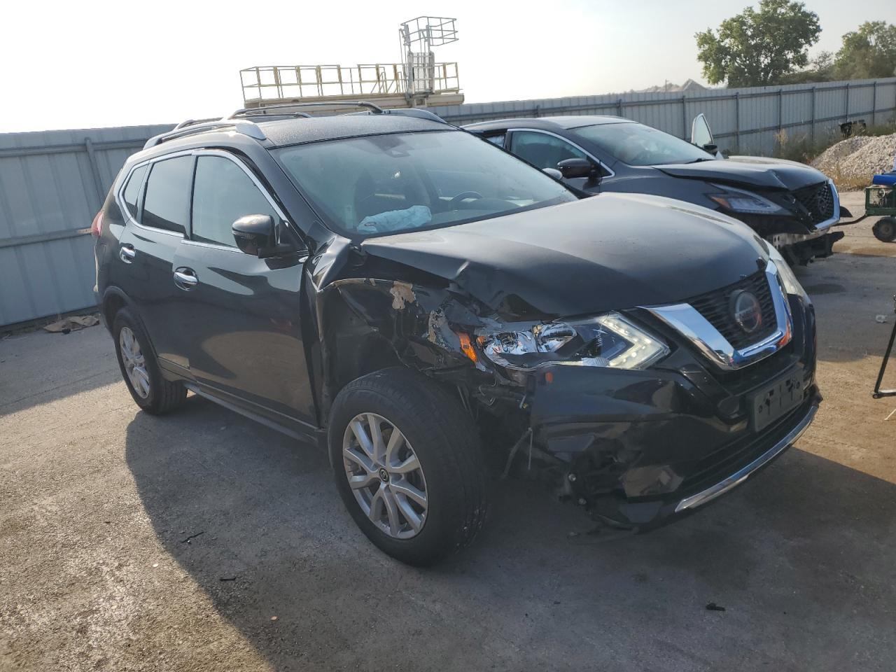 2020 Nissan Rogue S - Фото 4