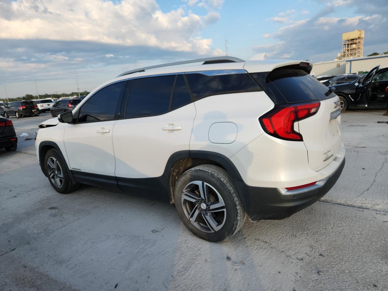 2020 GMC Terrain Slt - Фото 2