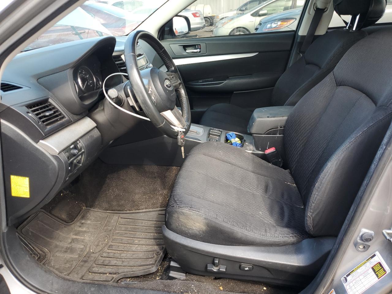 2011 Subaru Legacy 2.5I Premium - Фото 7