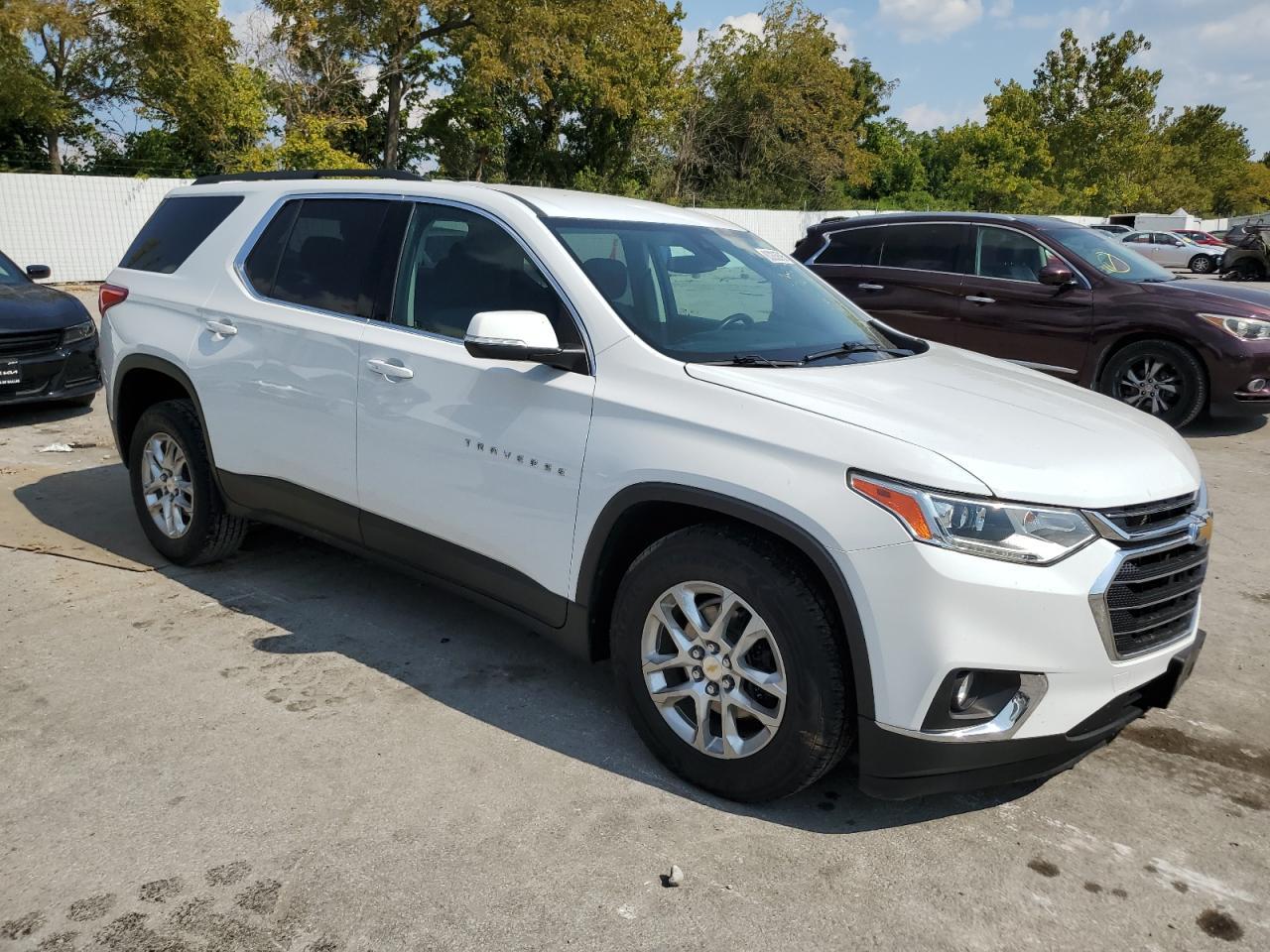 2021 Chevrolet Traverse Lt - Фото 4