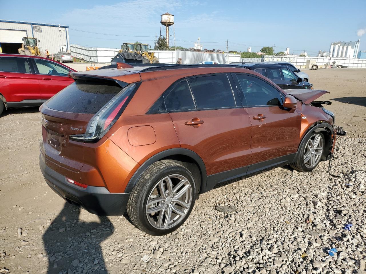 2019 Cadillac Xt4 Sport - Image 3