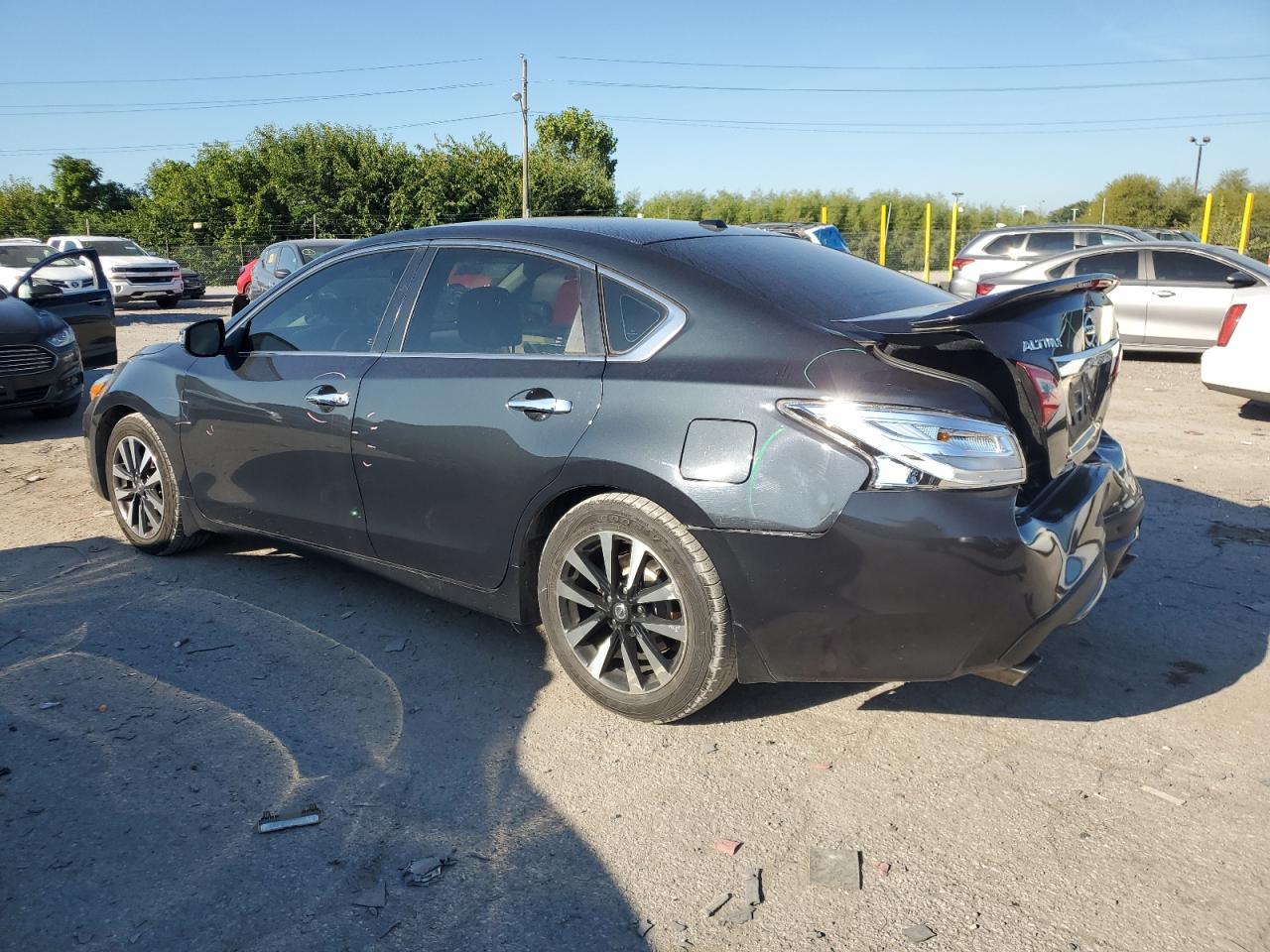 2016 Nissan Altima 2.5 - Image 2