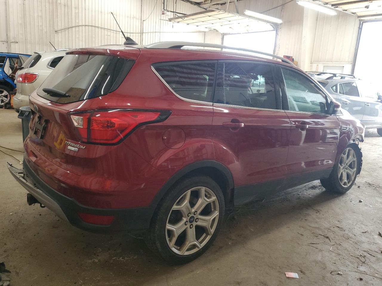 2019 Ford Escape Titanium - Фото 3