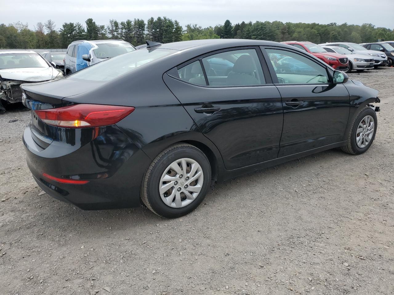 2017 Hyundai Elantra Se - Image 3