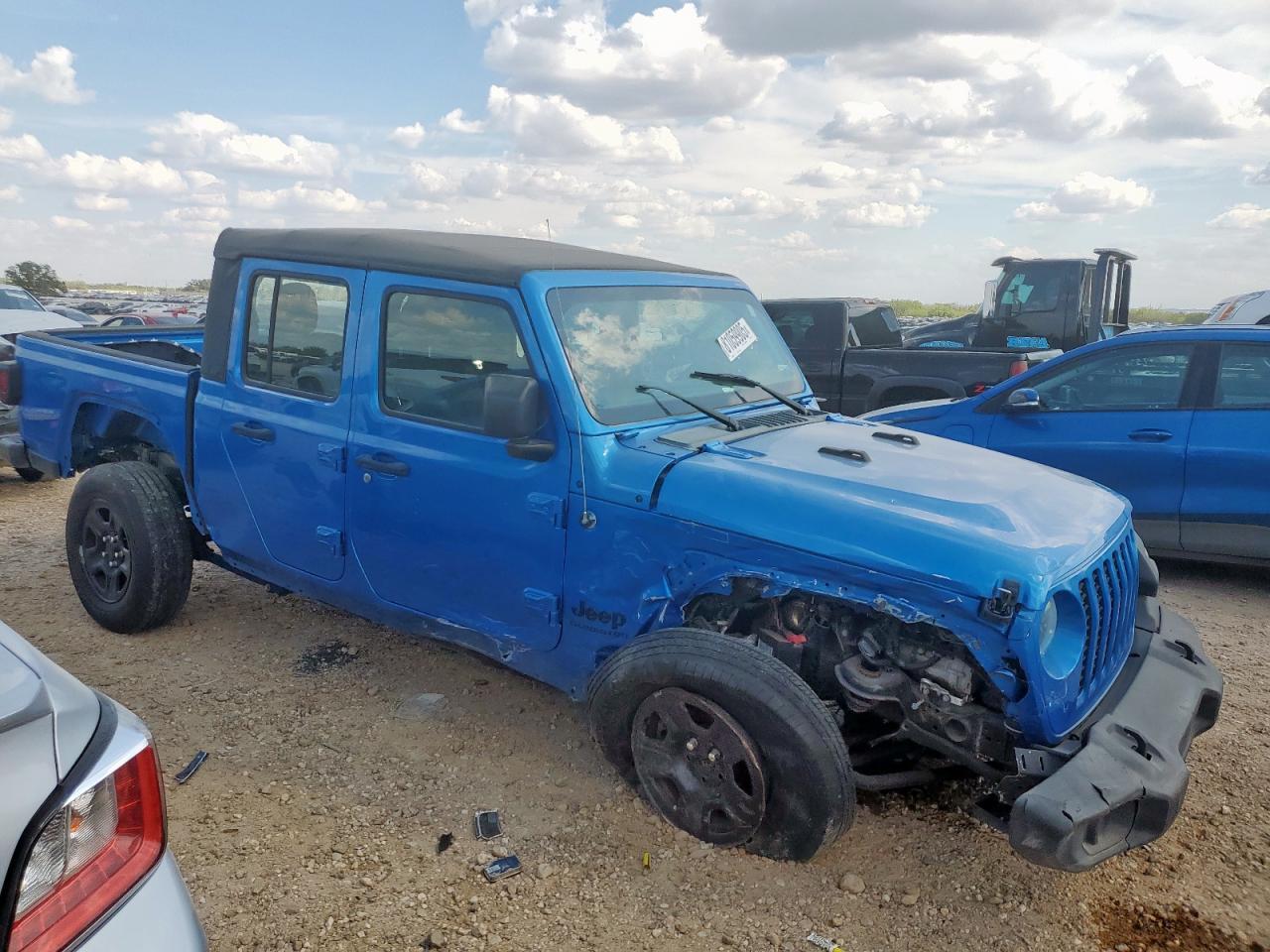 2020 Jeep Gladiator Sport - Image 4