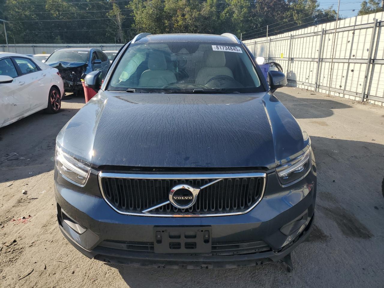 2021 Volvo Xc40 T4 Momentum - Фото 5