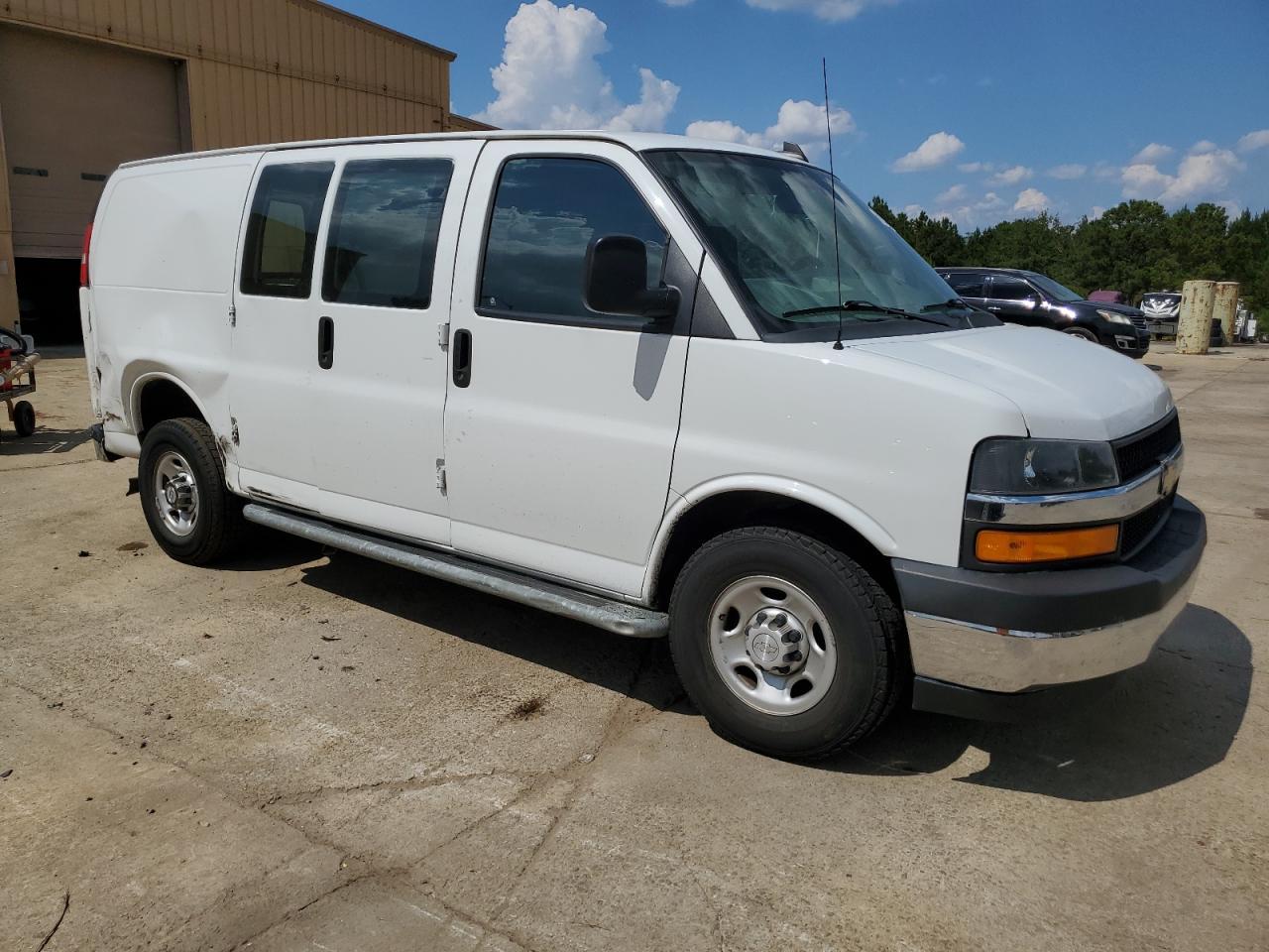 2019 Chevrolet Express G2500 - Фото 4