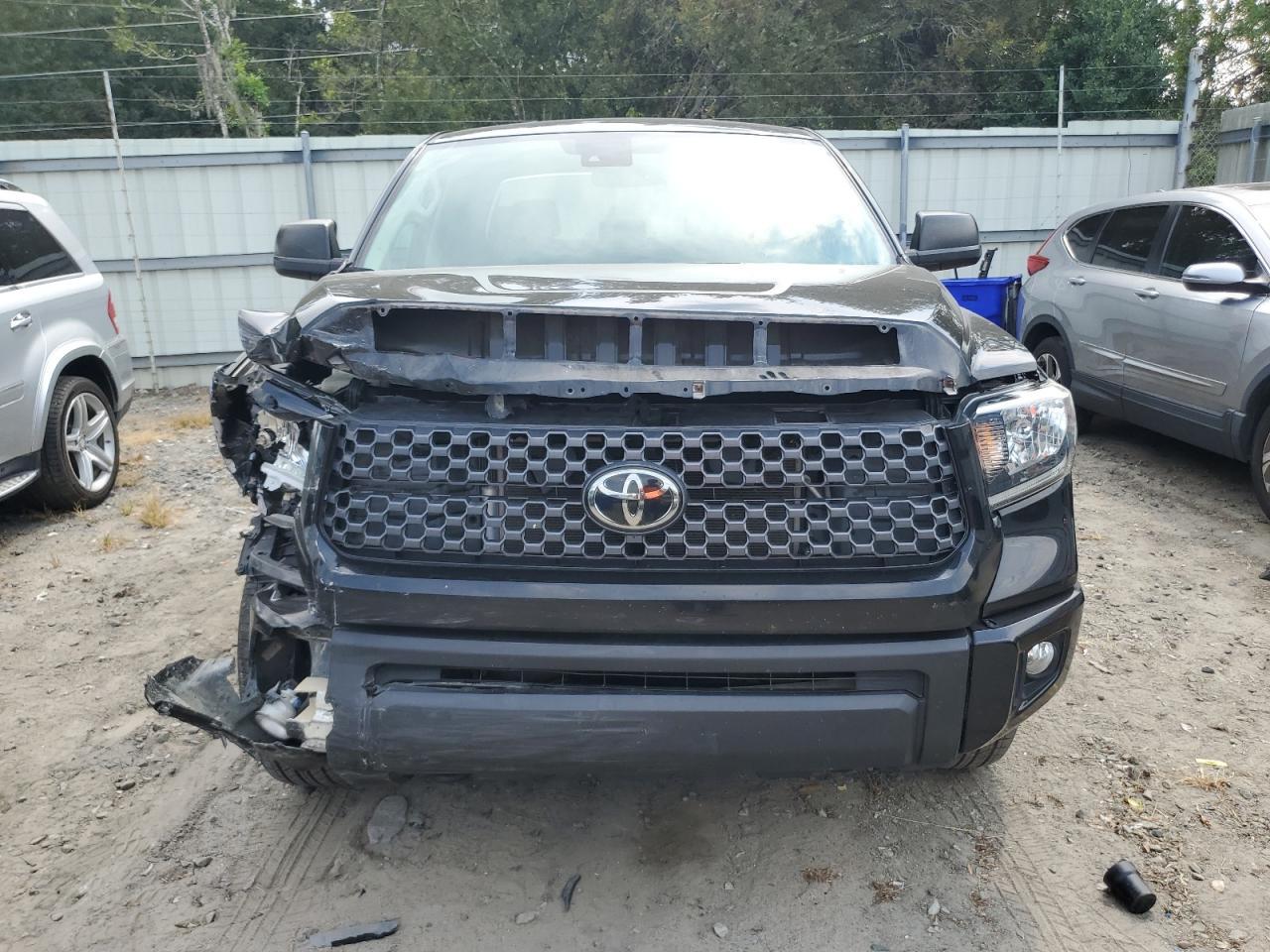 2020 Toyota Tundra Crewmax Sr5 - Фото 5