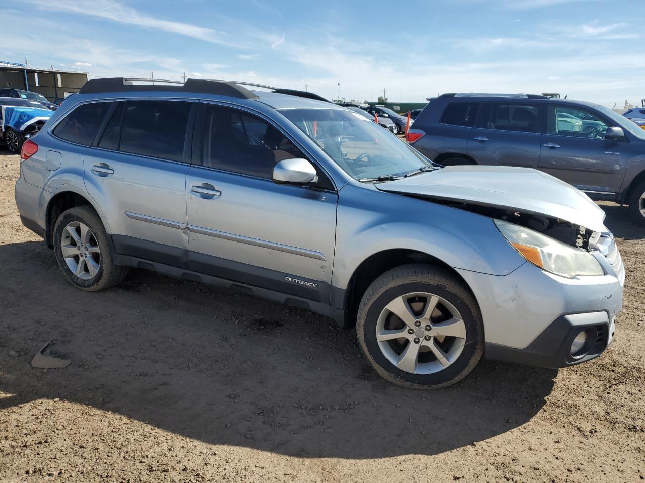 2013 Subaru Outback 2.5I Premium - Image 4