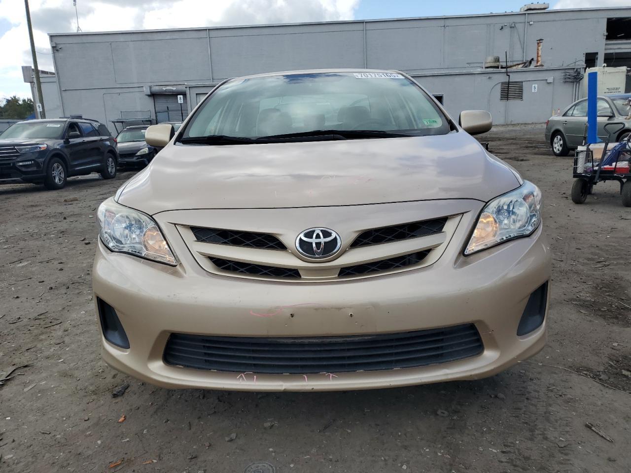 2012 Toyota Corolla Base - Image 5