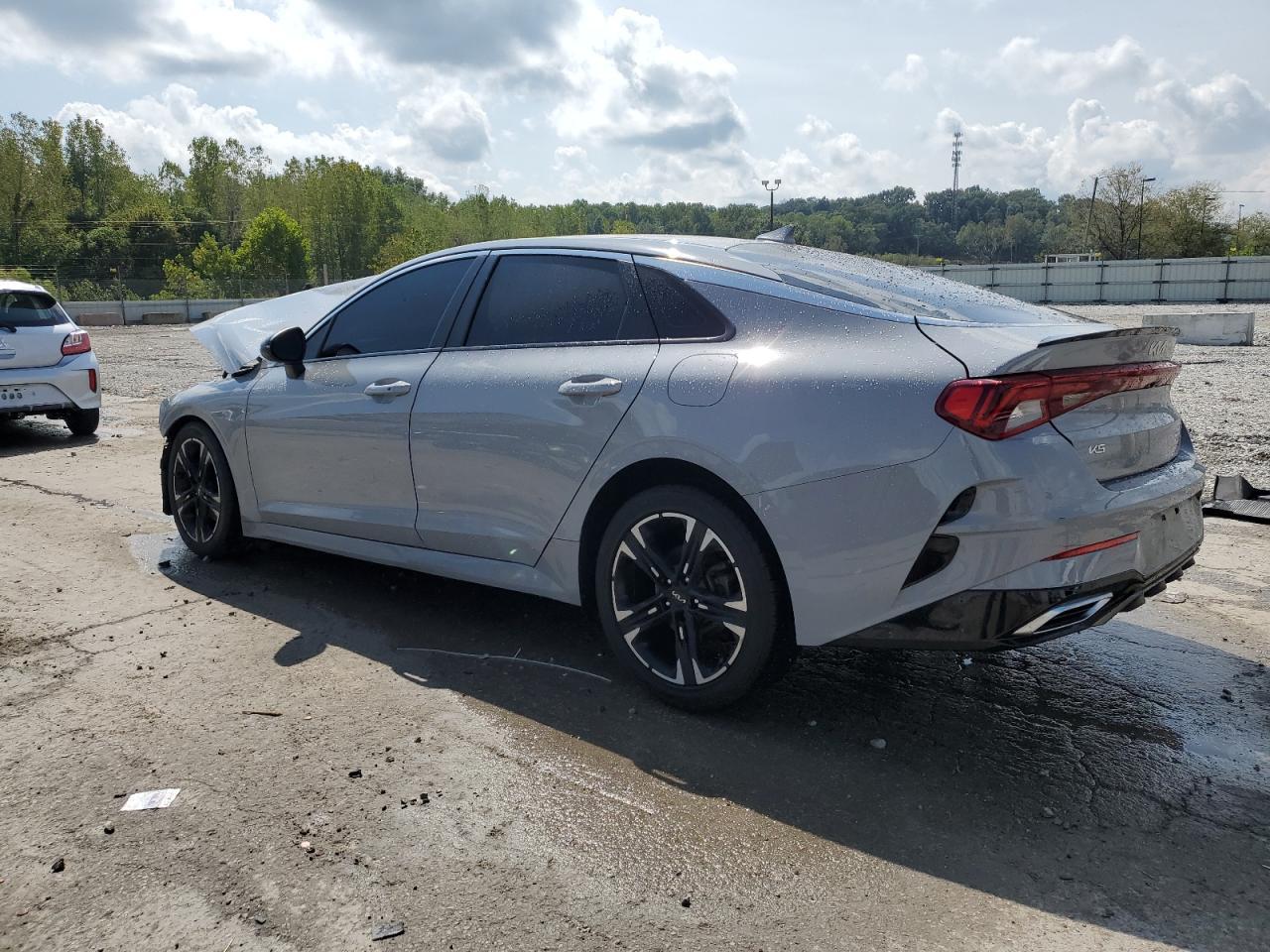 2023 Kia K5 Gt Line - Фото 2