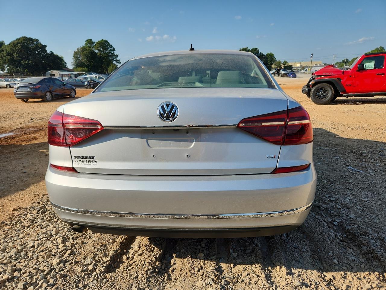 2017 Volkswagen Passat S - Фото 6