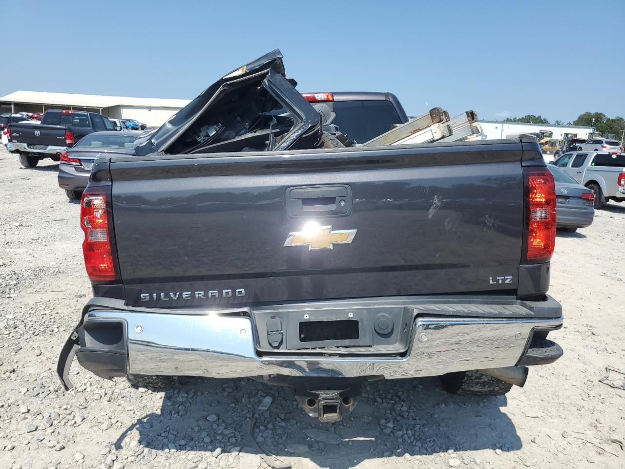 2015 Chevrolet Silverado K2500 Heavy Duty Ltz - Image 6