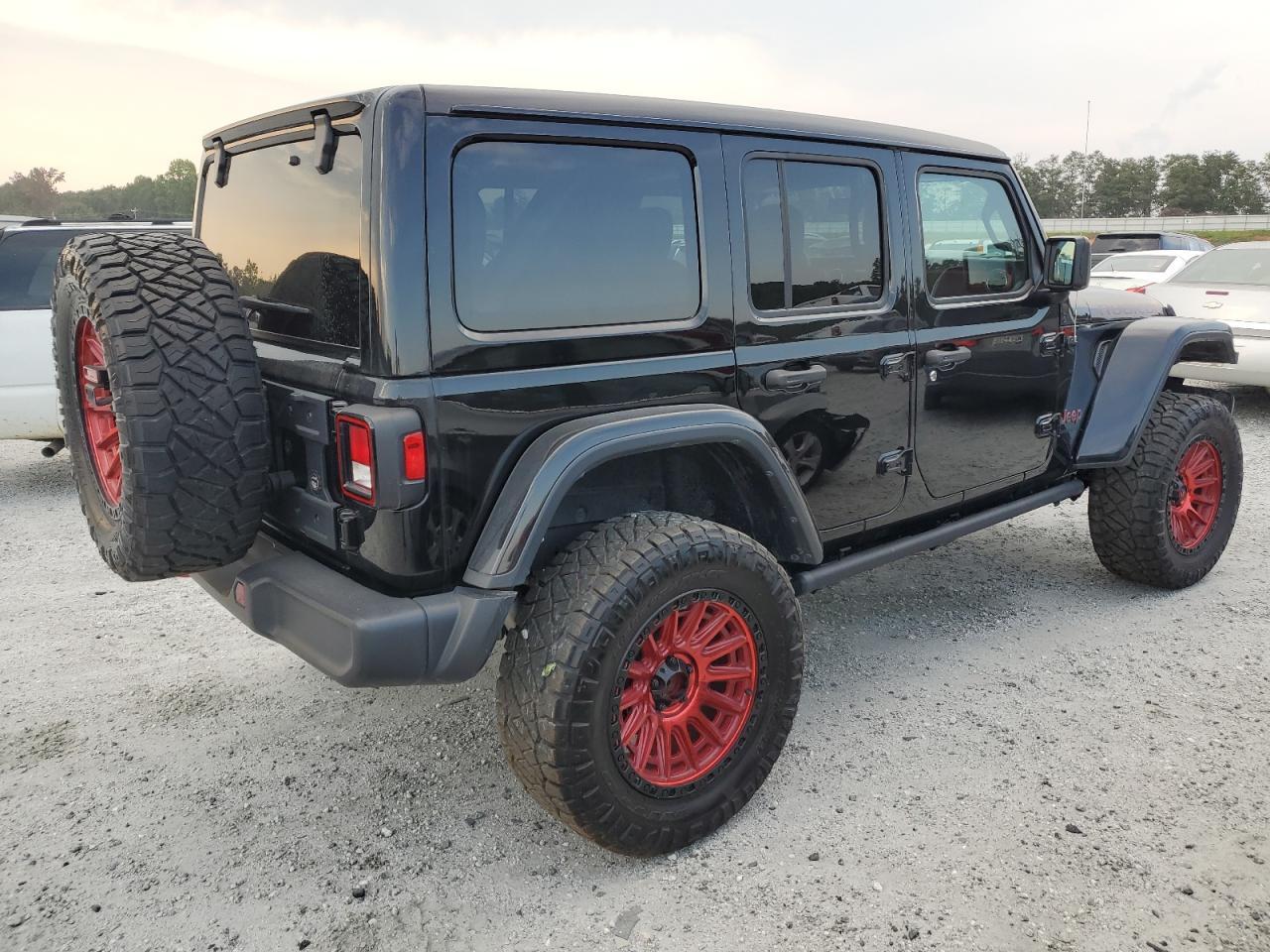 2023 Jeep Wrangler Rubicon - Фото 3